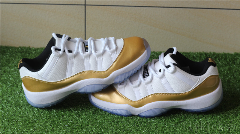 Air Jordan 11 Low Metallic Gold